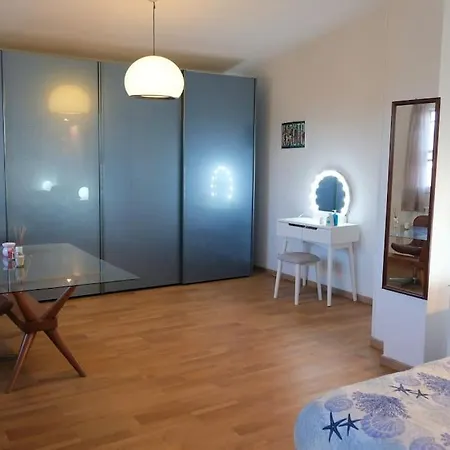 Oasi Ester Tra Mare E Citta Nyaraló