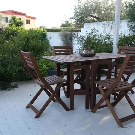 Nyaraló Oasi Ester Tra Mare E Citta *